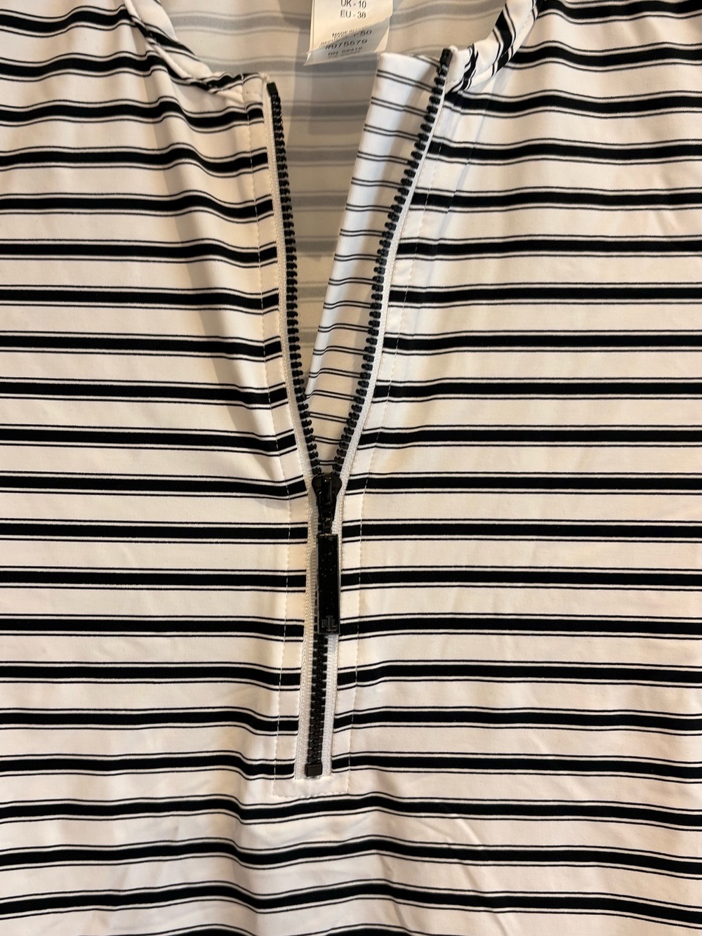 Ralph Lauren swimwear long sleeve Black and White Striped Zip-Neck rash guard - Picture 7 of 7